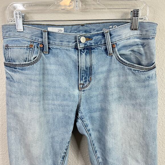 Gap 1969 Sexy Boyfriend Mid Rise Jeans Women's 26 Light Wash Cotton Cropped - Picture 2 of 7